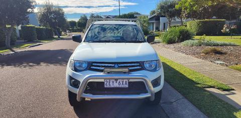 Mitsubishi TRITON 2015