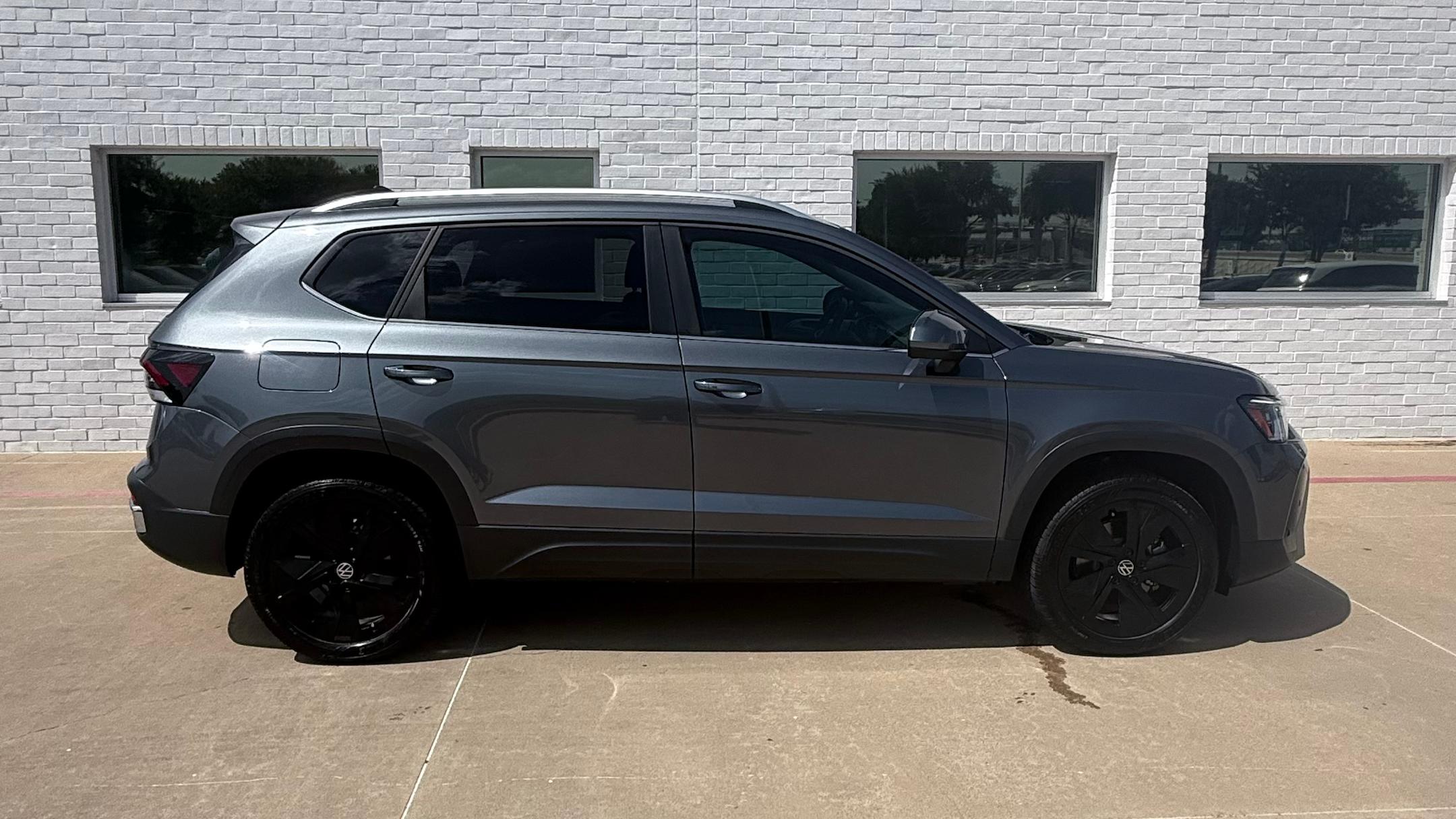 Volkswagen Taos 2026 in Euless, TX