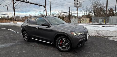 Alfa Romeo Stelvio 2024