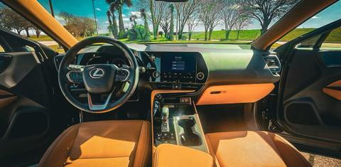 Lexus NX 2024