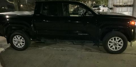 Toyota Tacoma 2024