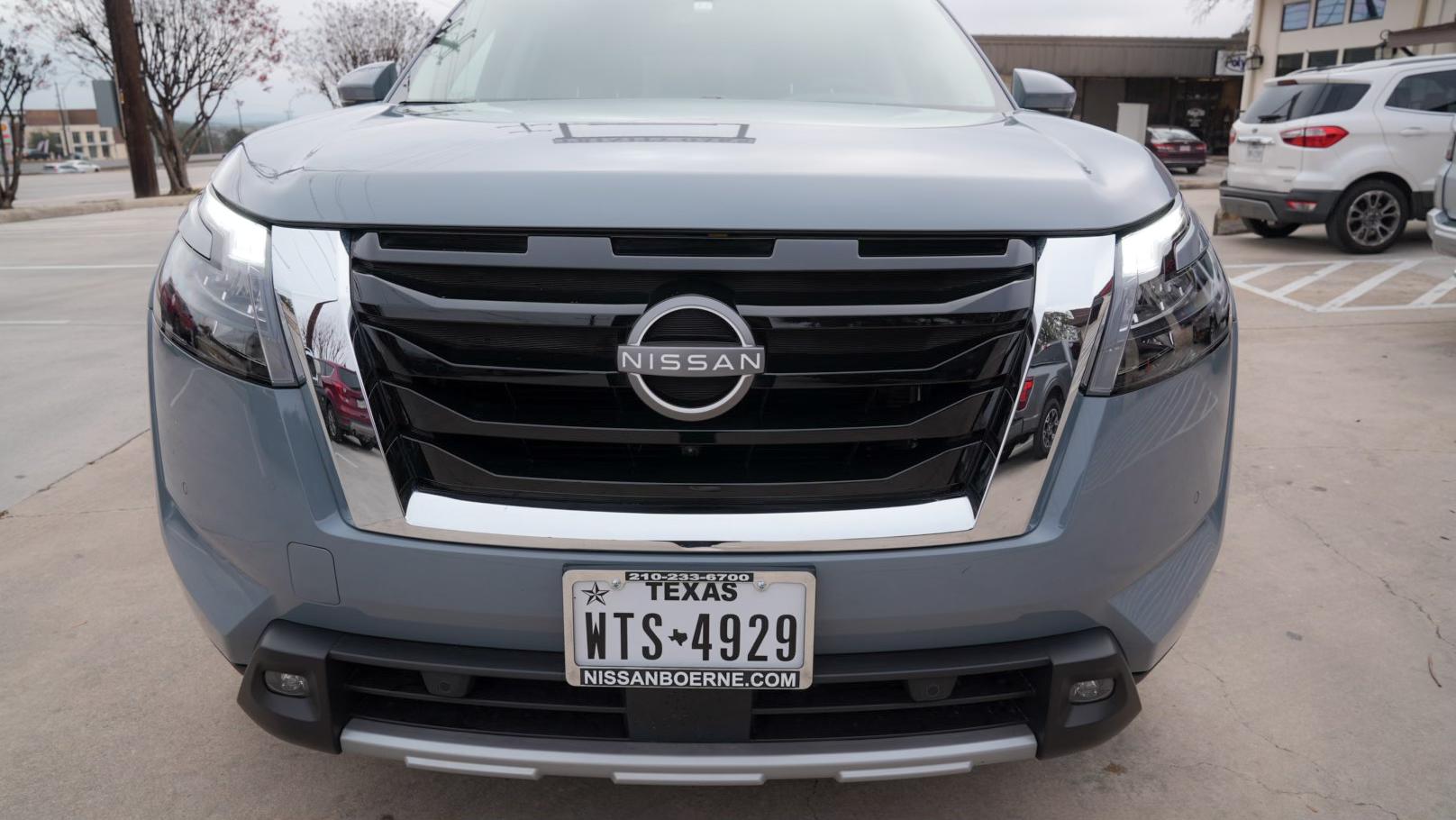 Nissan Pathfinder 2025 in 