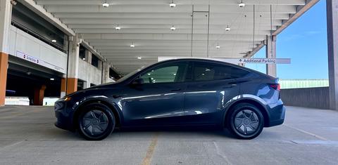 Tesla Model Y 2026