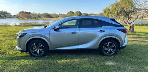 Lexus RX 2023
