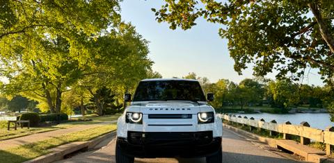 Land Rover Defender 2023