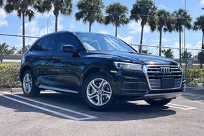 Audi Q5 car