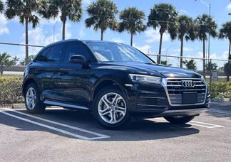 Audi Q5 car