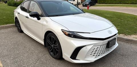 Toyota Camry Hybrid 2025