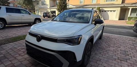 Volkswagen Taos 2025