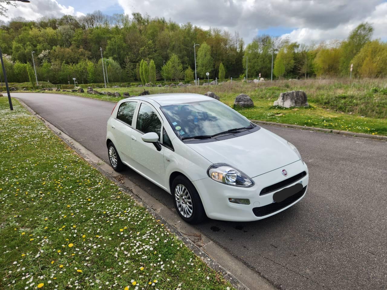 FIAT PUNTO EVO 2017 à Béthune
