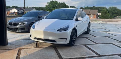 Tesla Model Y 2022