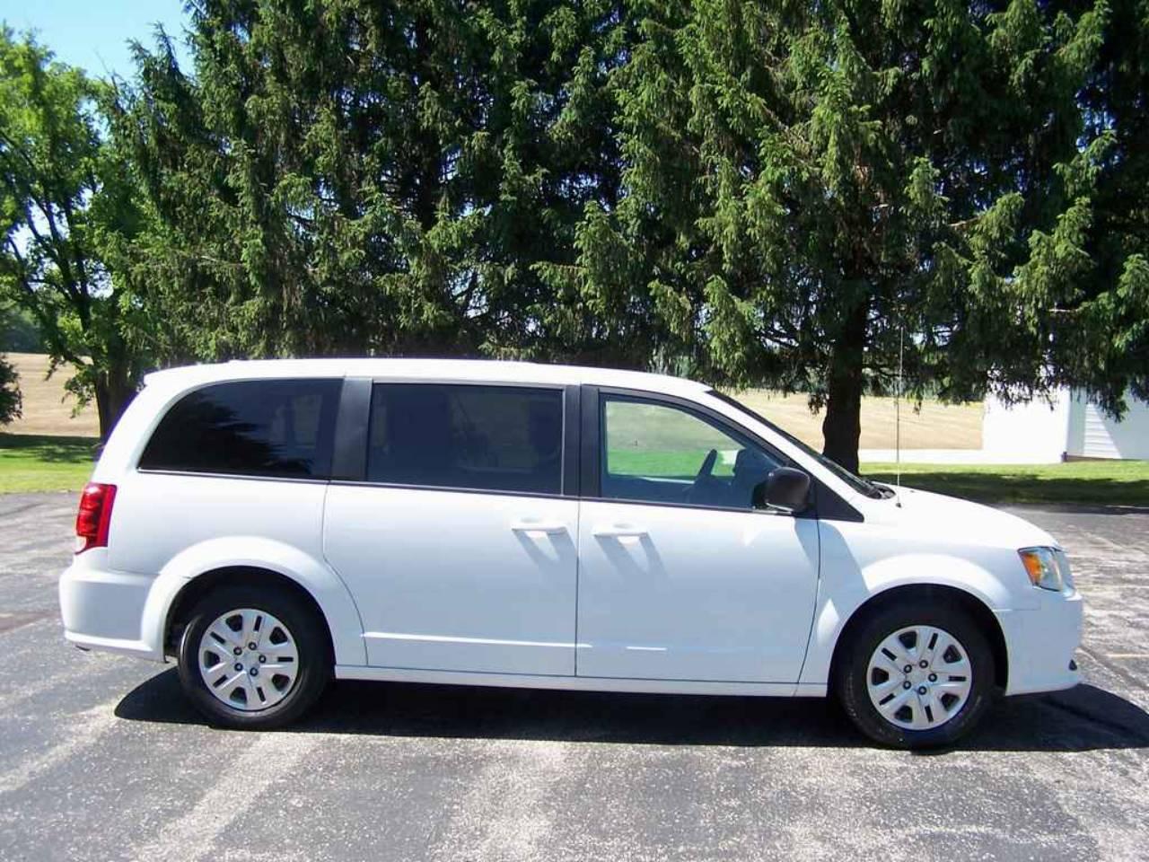 Dodge Grand Caravan 2018 in Pooler, GA