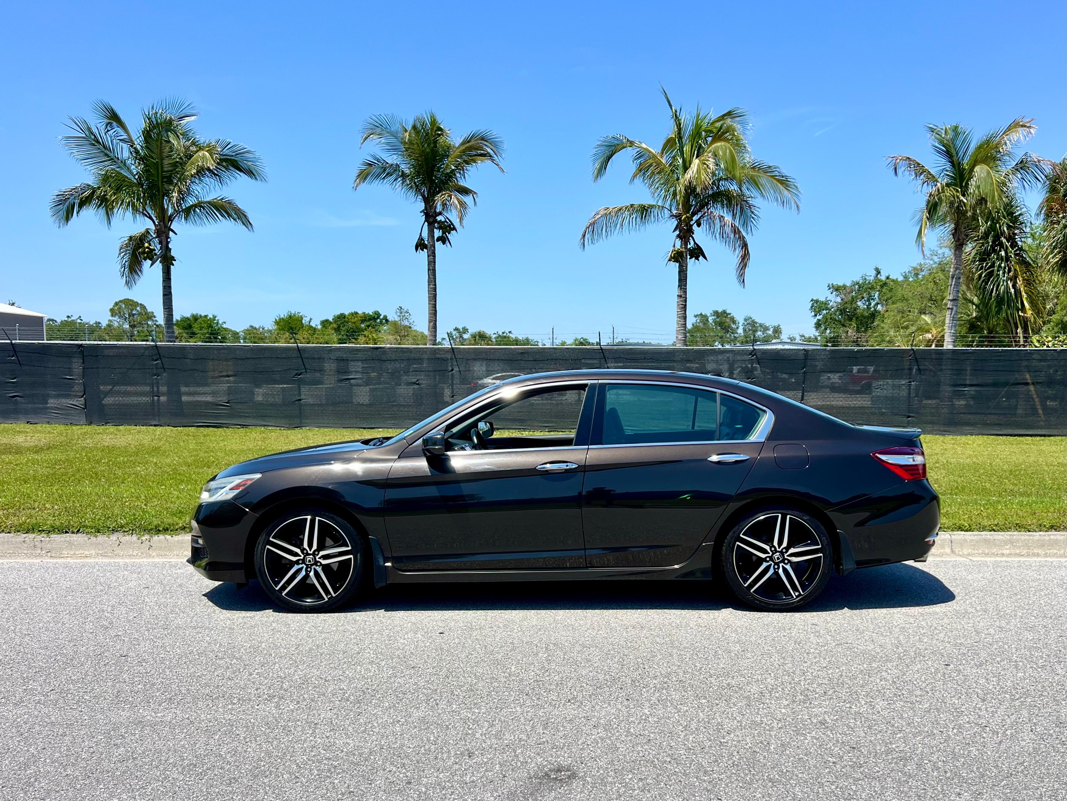 Honda Accord 2017 in Sarasota, FL