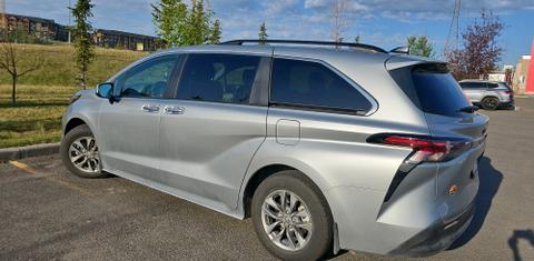 Toyota Sienna 2024