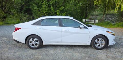 Hyundai Elantra 2022