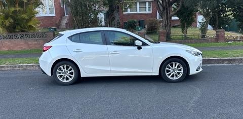 Mazda MAZDA3 2014