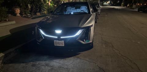 Cadillac LYRIQ 2027