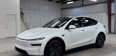Tesla Model Y 2026