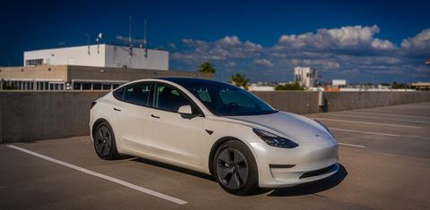 Tesla Model 3 2023
