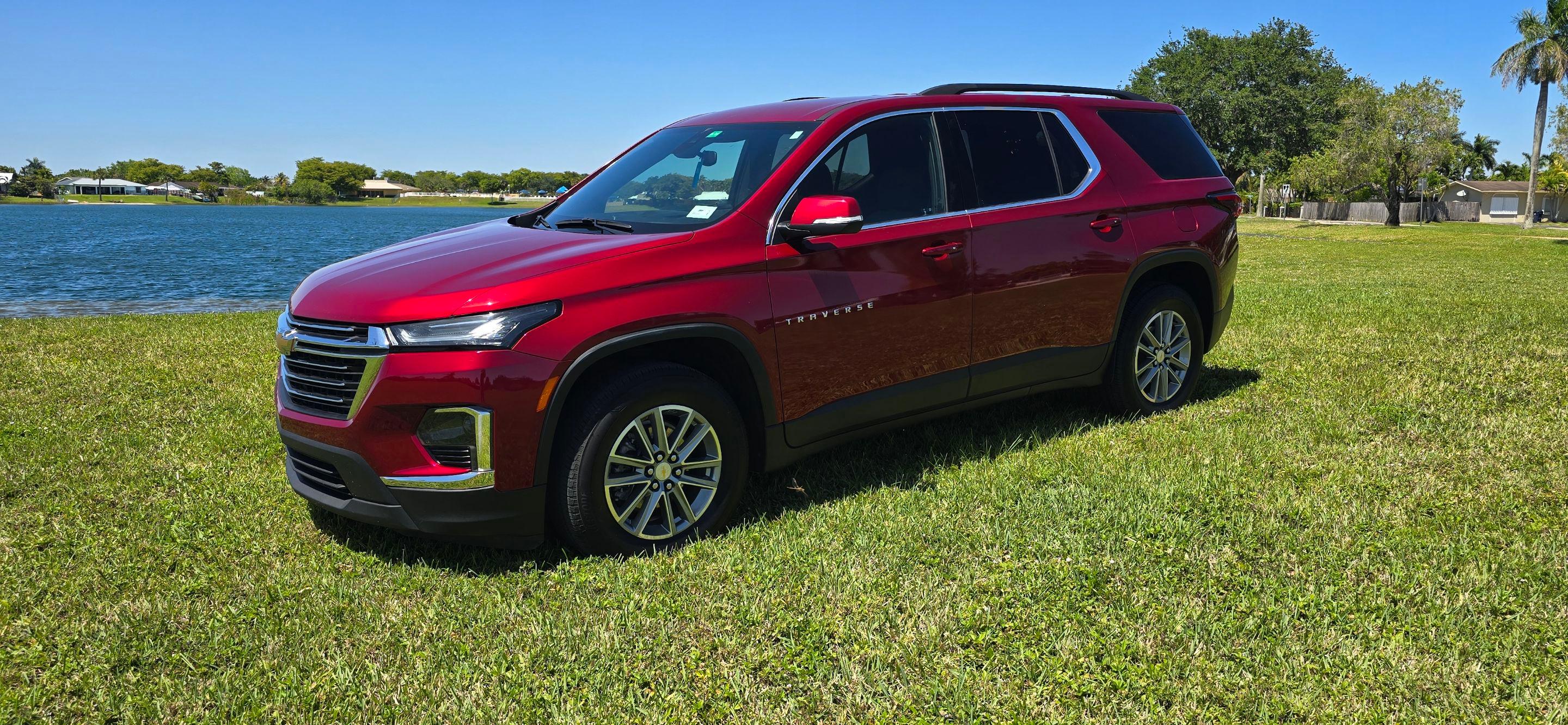 Chevrolet Traverse 2023 in Miami, FL