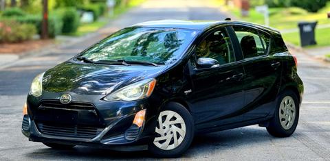 Toyota Prius c 2016