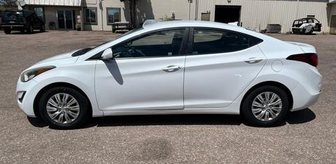 Hyundai Elantra 2016