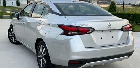 Nissan Versa 2021