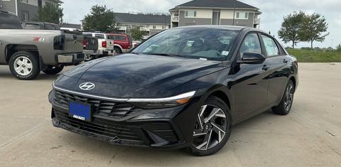 Hyundai Elantra 2025