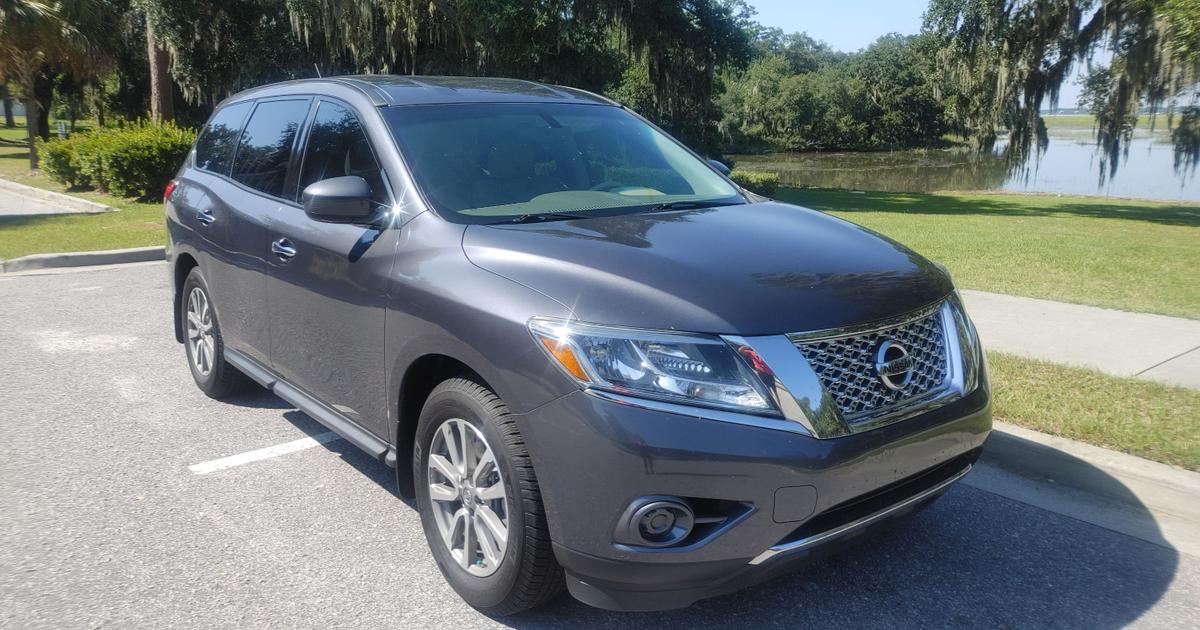 Nissan Pathfinder 2014 rental in Hardeeville, SC by Vincent L. Turo