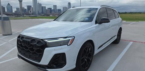 Audi SQ7 2025