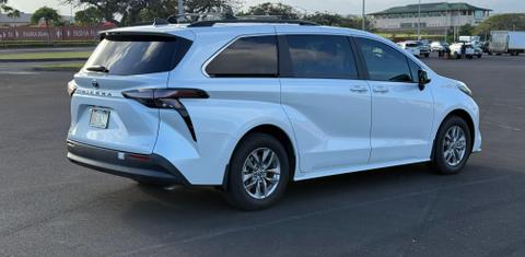 Toyota Sienna 2025