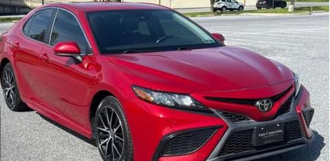 Toyota Camry 2021