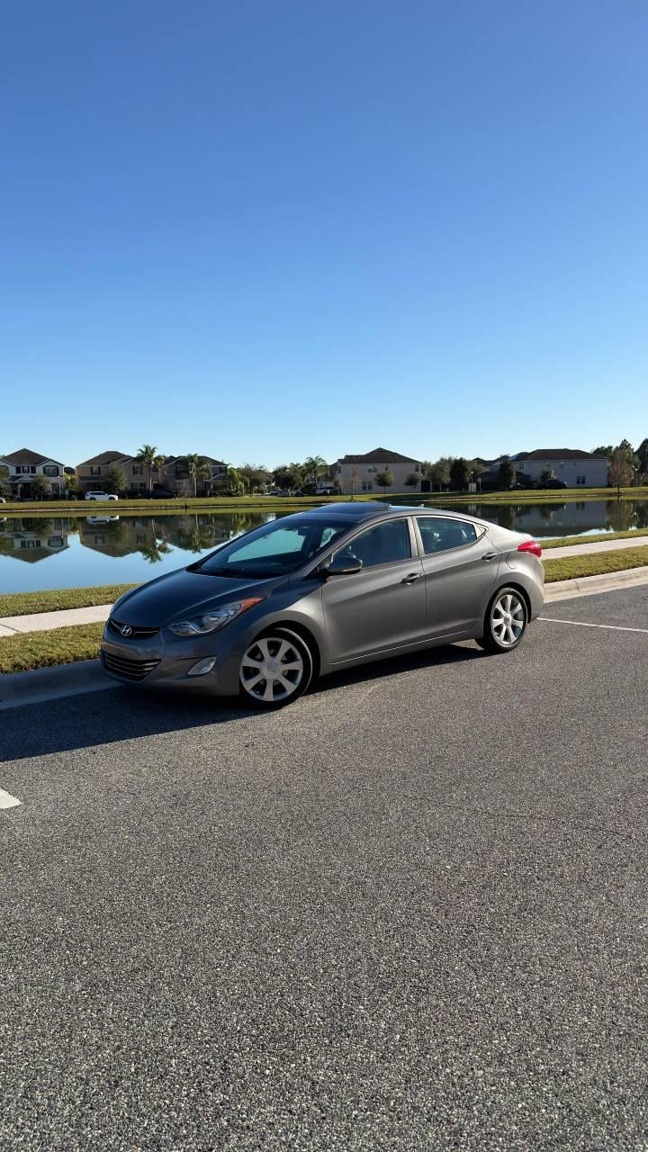Hyundai Elantra 2013 in 