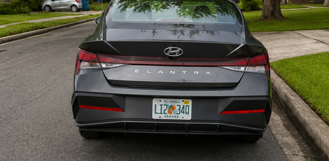 Hyundai Elantra 2024