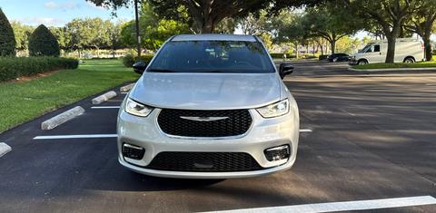 Chrysler Pacifica 2026