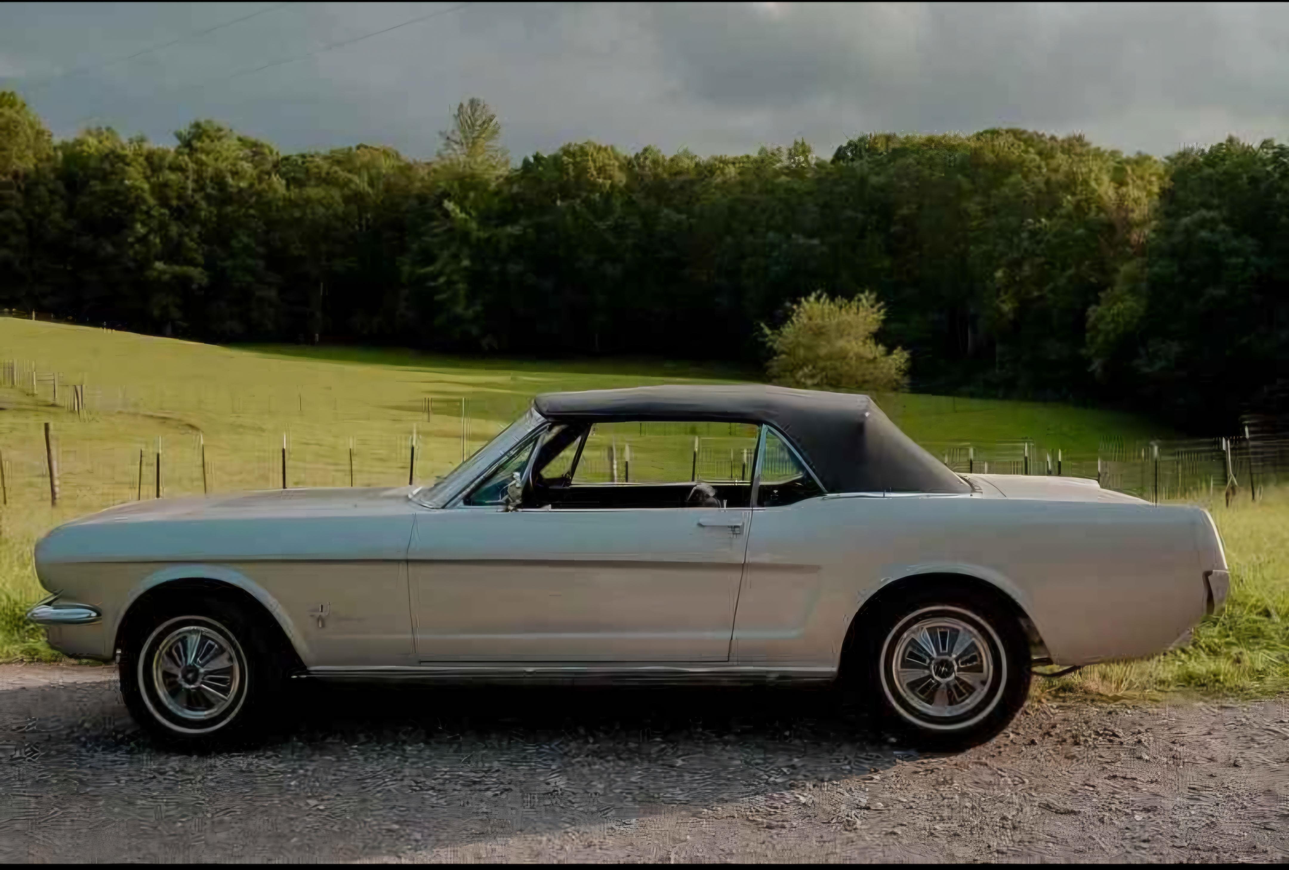 Ford Mustang Convertible 1965 in 