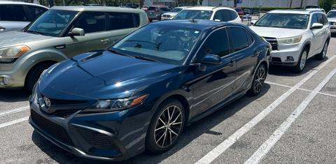 Toyota Camry 2021