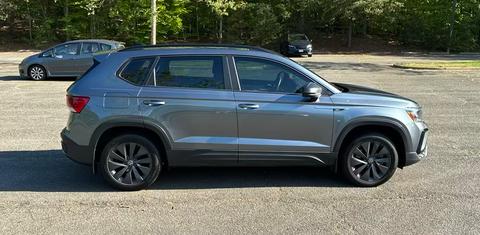 Volkswagen Taos 2022