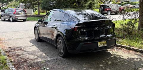 Tesla Model Y 2026