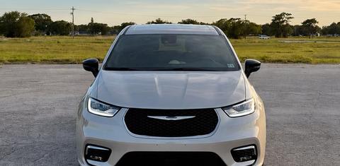 Chrysler Pacifica 2026
