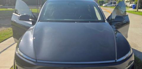 Tesla Model Y 2026