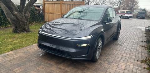 Tesla Model Y 2026