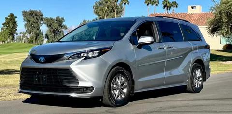 Toyota Sienna 2025
