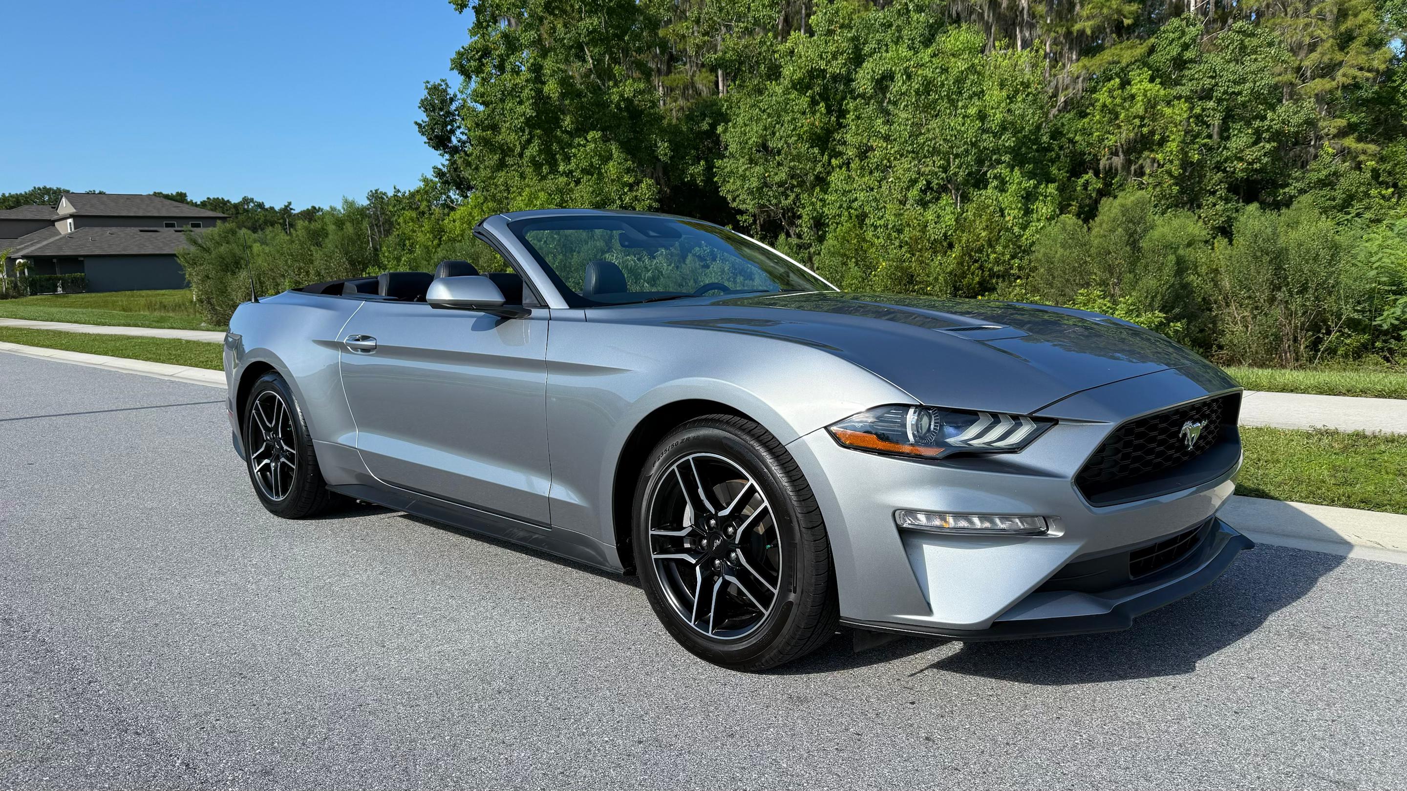 Ford Mustang 2022 in 
