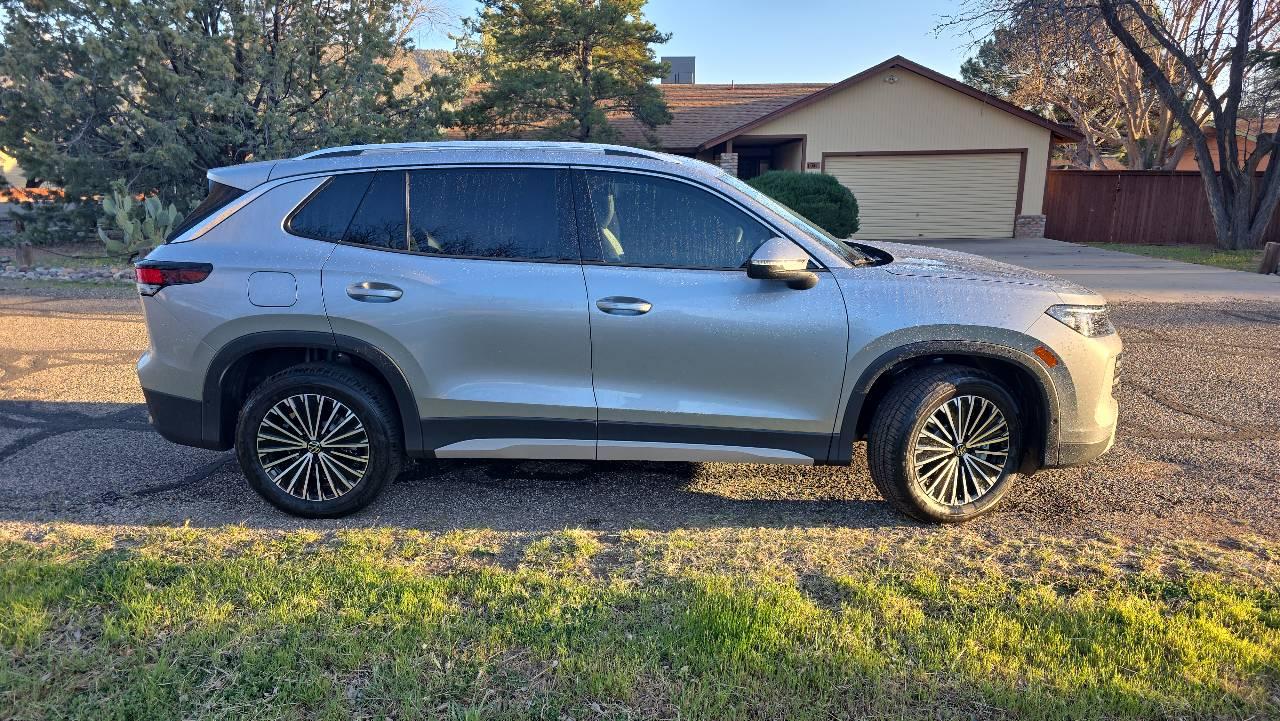 Volkswagen Tiguan 2025 in Sedona, AZ
