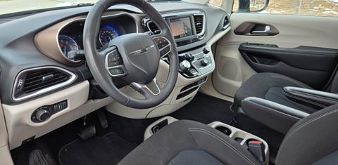 Chrysler Grand Caravan 2022