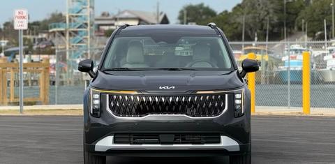 Kia Carnival Hybrid 2026