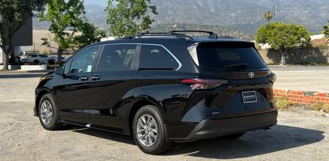 Toyota Sienna 2026