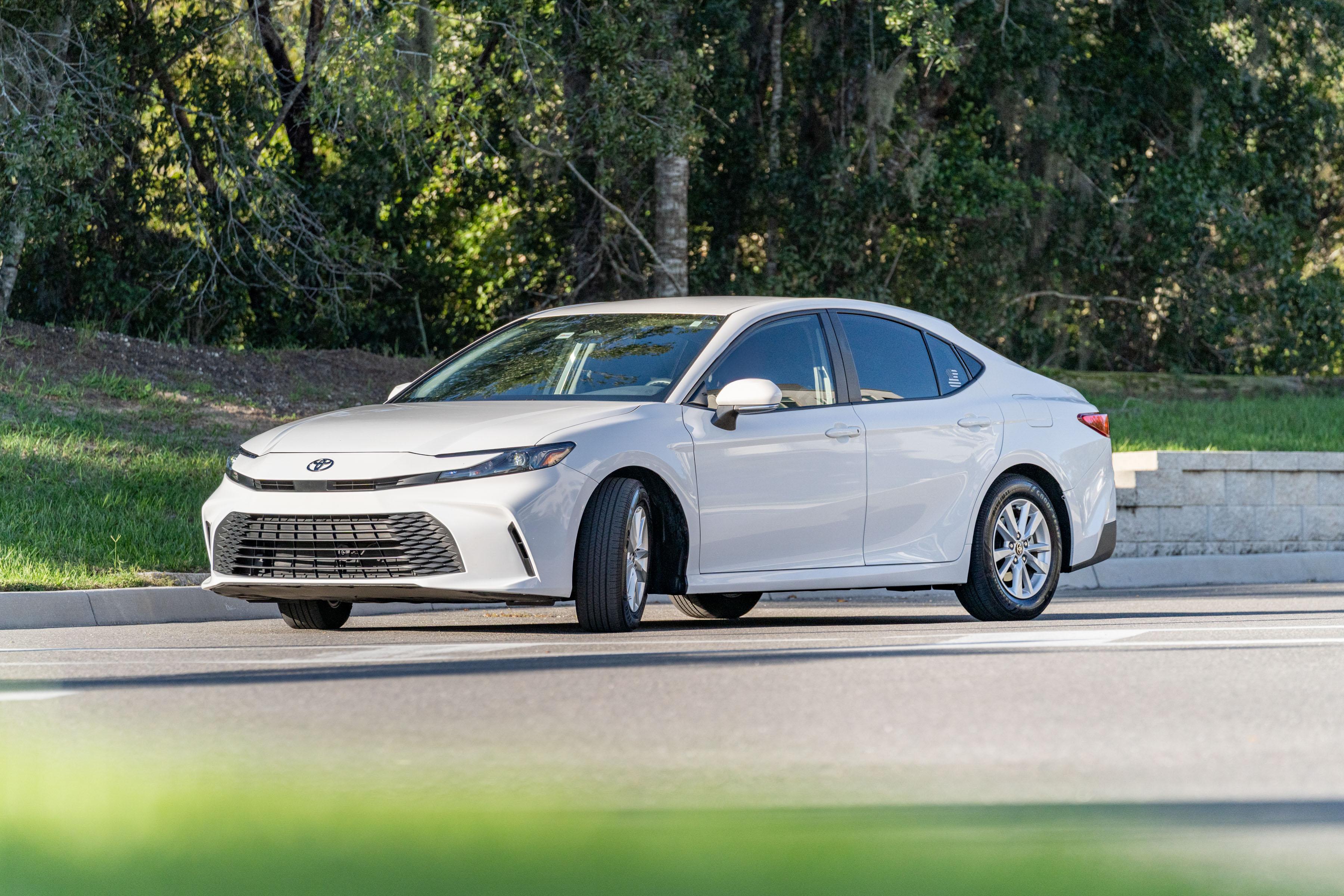 Toyota Camry Hybrid 2025 in 