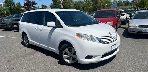 Toyota Sienna 2015
